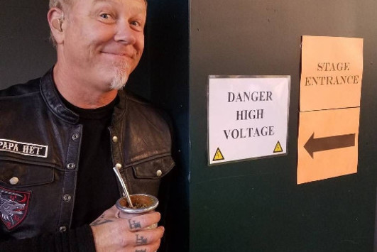 Imagen de ¿Por qué James Hetfield de Metallica toma mate?
