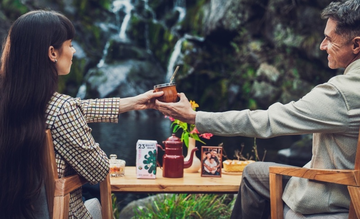 Image of El Grupo Cordeiro lanza Verdeflor 23 Regiones, una nueva l&iacute;nea de blends de yerba mate con hierbas serranas